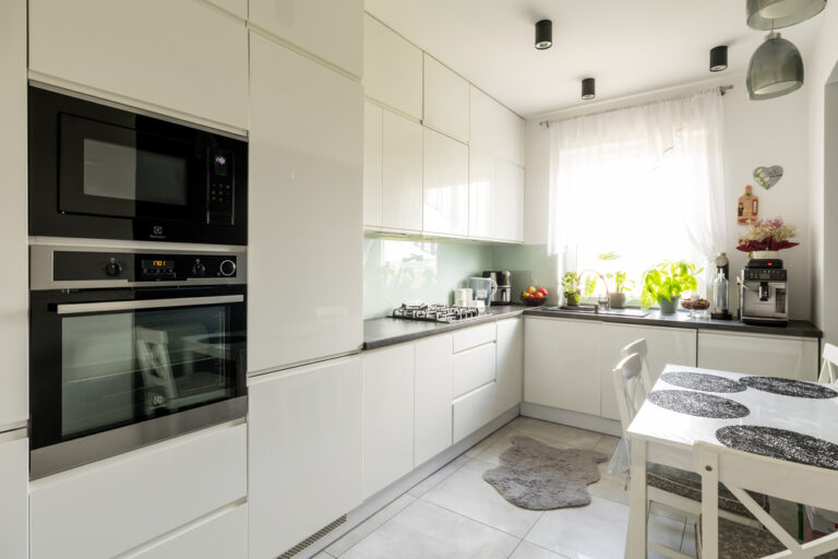 3&nbsp;pokoje 70,56m² Balkon narożny 16,88&nbsp;m² Garderoba