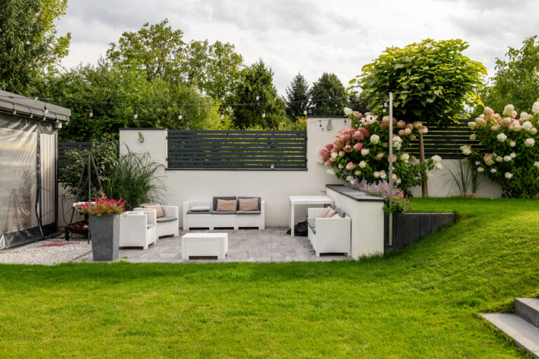 Nowoczesny dom z&nbsp;basenem 260m²  Lublin działka 17a