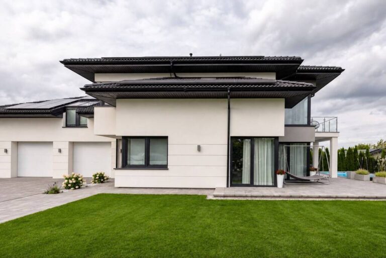 Nowoczesny dom z&nbsp;basenem 260m²  Lublin działka 17a