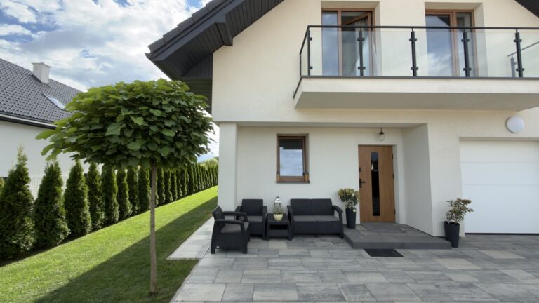 DOM WOLNOSTOJĄCY 5&nbsp;POKOI, DZIAŁKA 827&nbsp;m² KONOPNICA | WYSOKI STANDARD