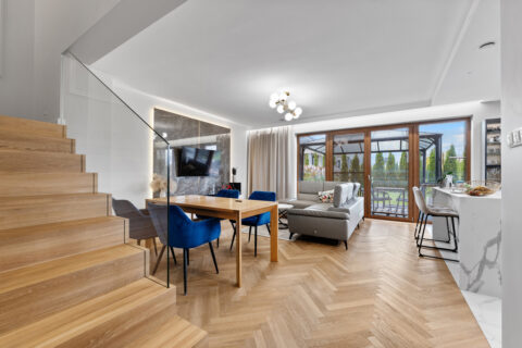 Dom 153&nbsp;m² | 5&nbsp;pokoi | 2020&nbsp;r. | Pompa ciepła | Fotowoltaika | Garaż